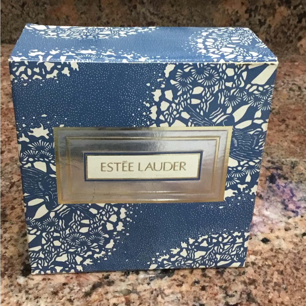 Vintage Estee Lauder Youth-Dew Dusting Powder with Gold Monogram - 5 Oz. - New - Picture 4 of 6
